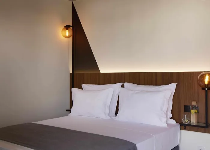 Alto House Faro, Al De Assinatura Modernista 3* 法鲁区